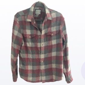American Eagle Flannel Lumber Jack Plaid Button Up Super Soft Shirt